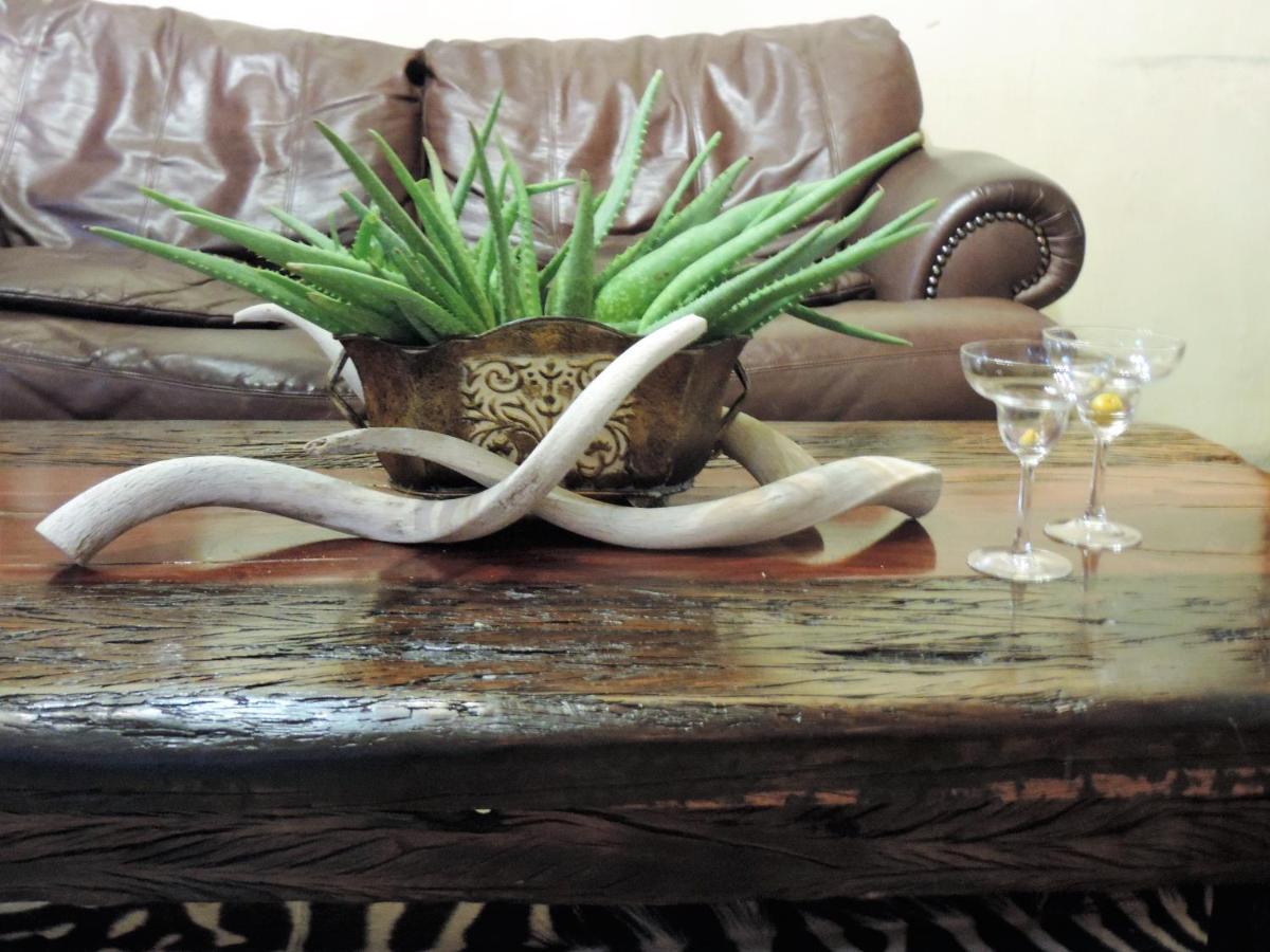 Teri-Lemveli Lodge Beaufort West Luaran gambar