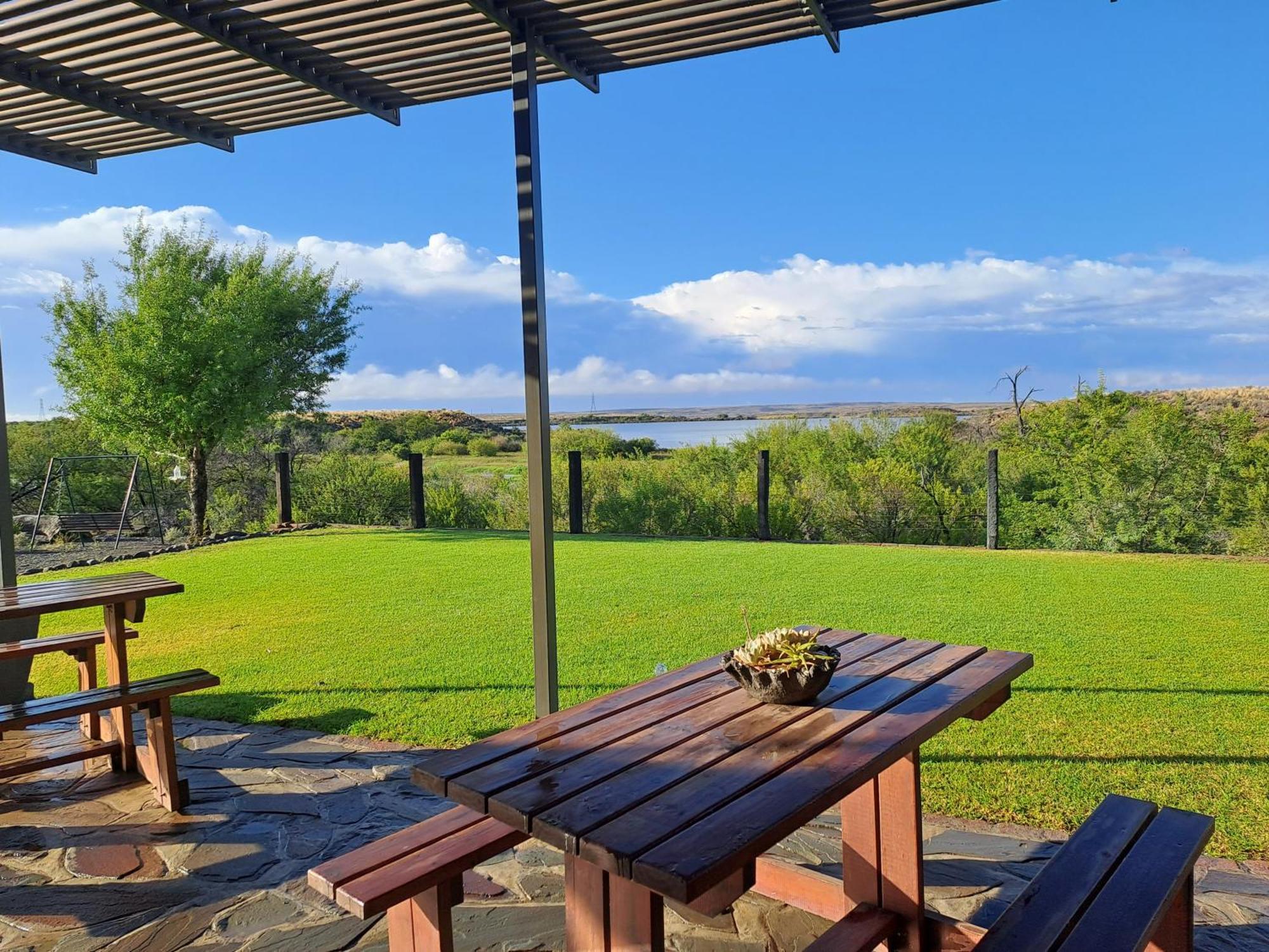 Teri-Lemveli Lodge Beaufort West Luaran gambar