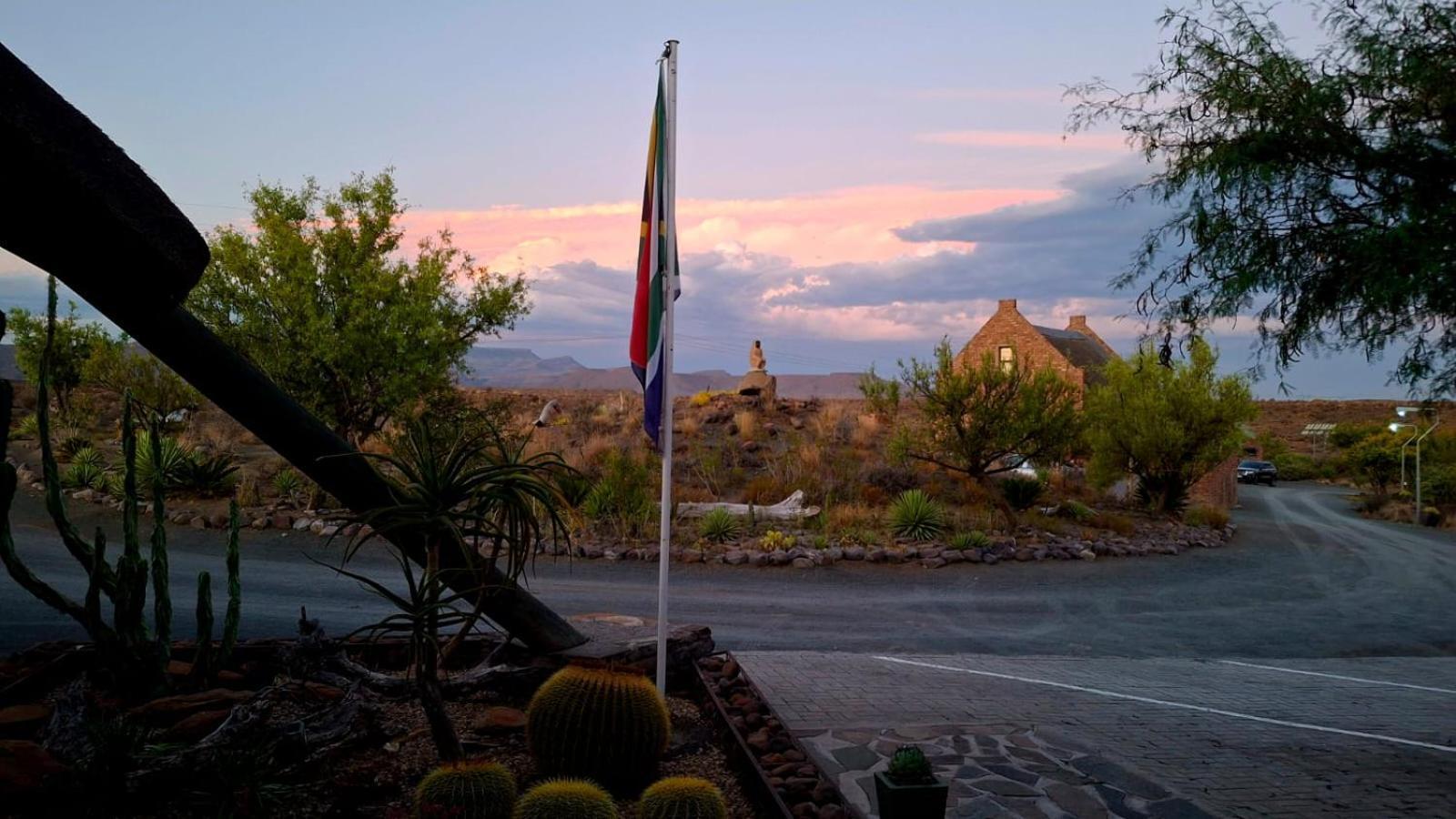Teri-Lemveli Lodge Beaufort West Luaran gambar