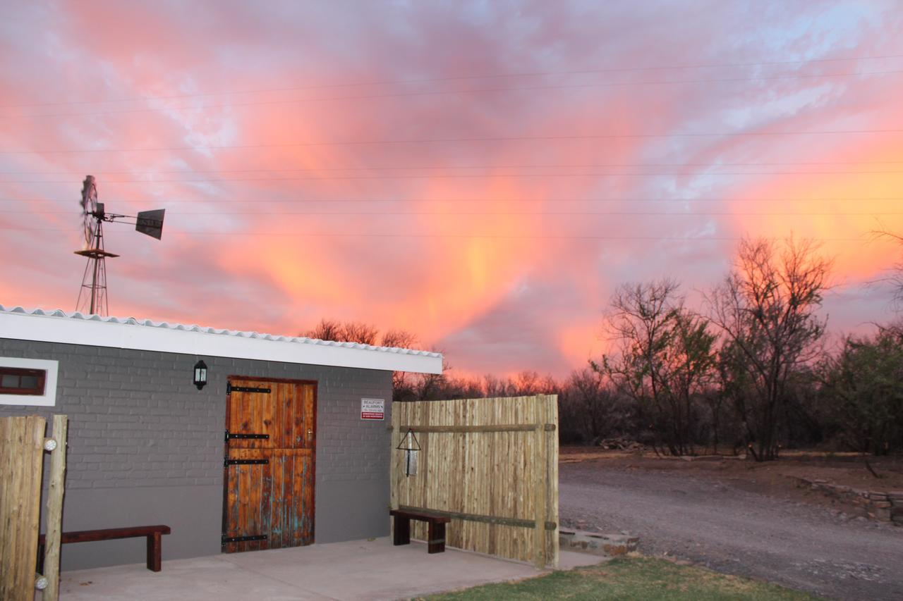 Teri-Lemveli Lodge Beaufort West Luaran gambar