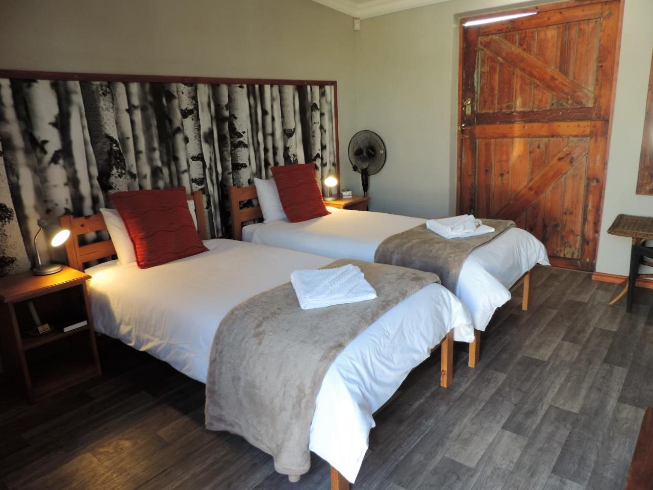 Teri-Lemveli Lodge Beaufort West Luaran gambar